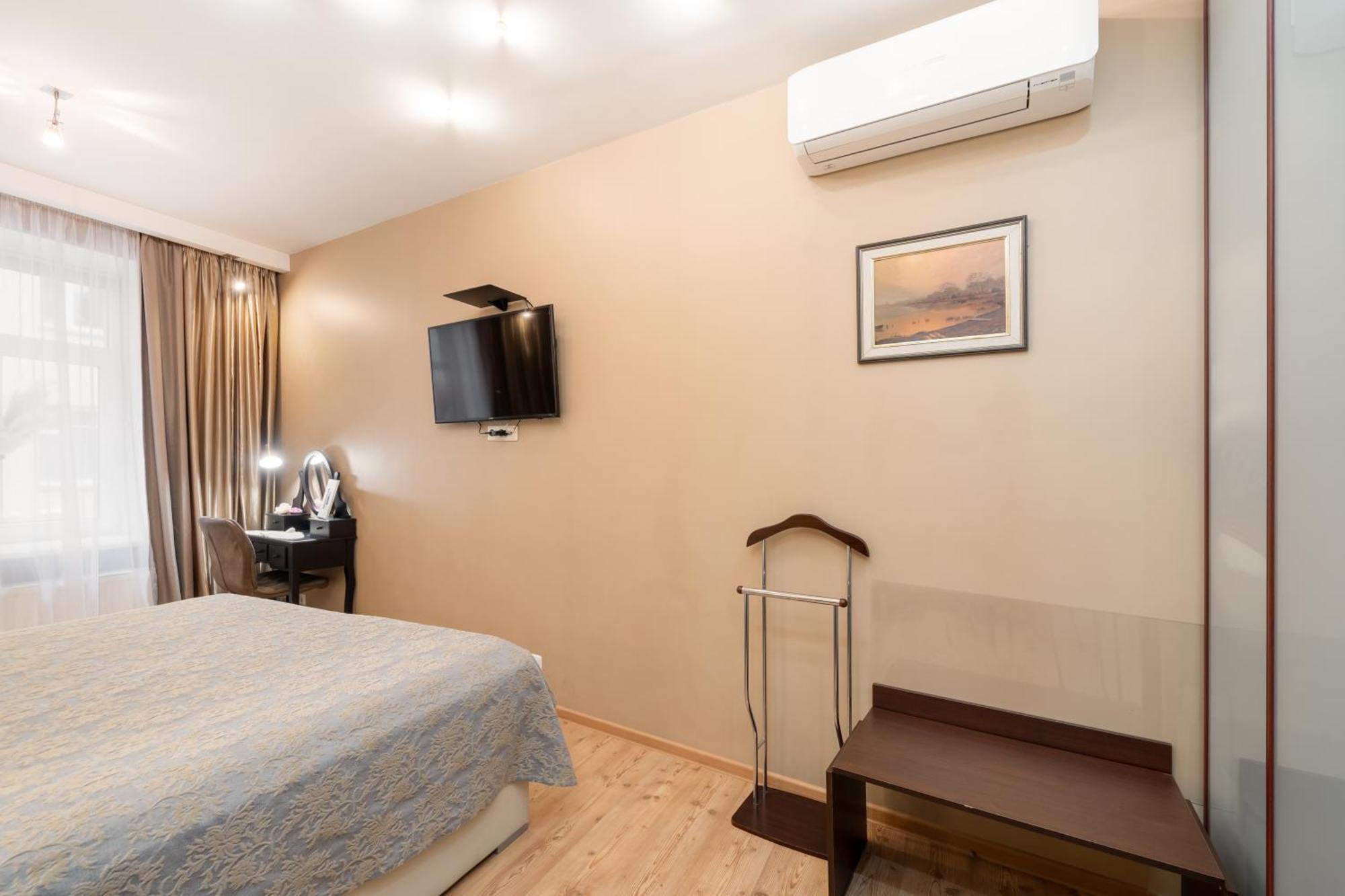 Baltic Amber In Diplomatic District & Free Parking Apartamento Riga Exterior foto